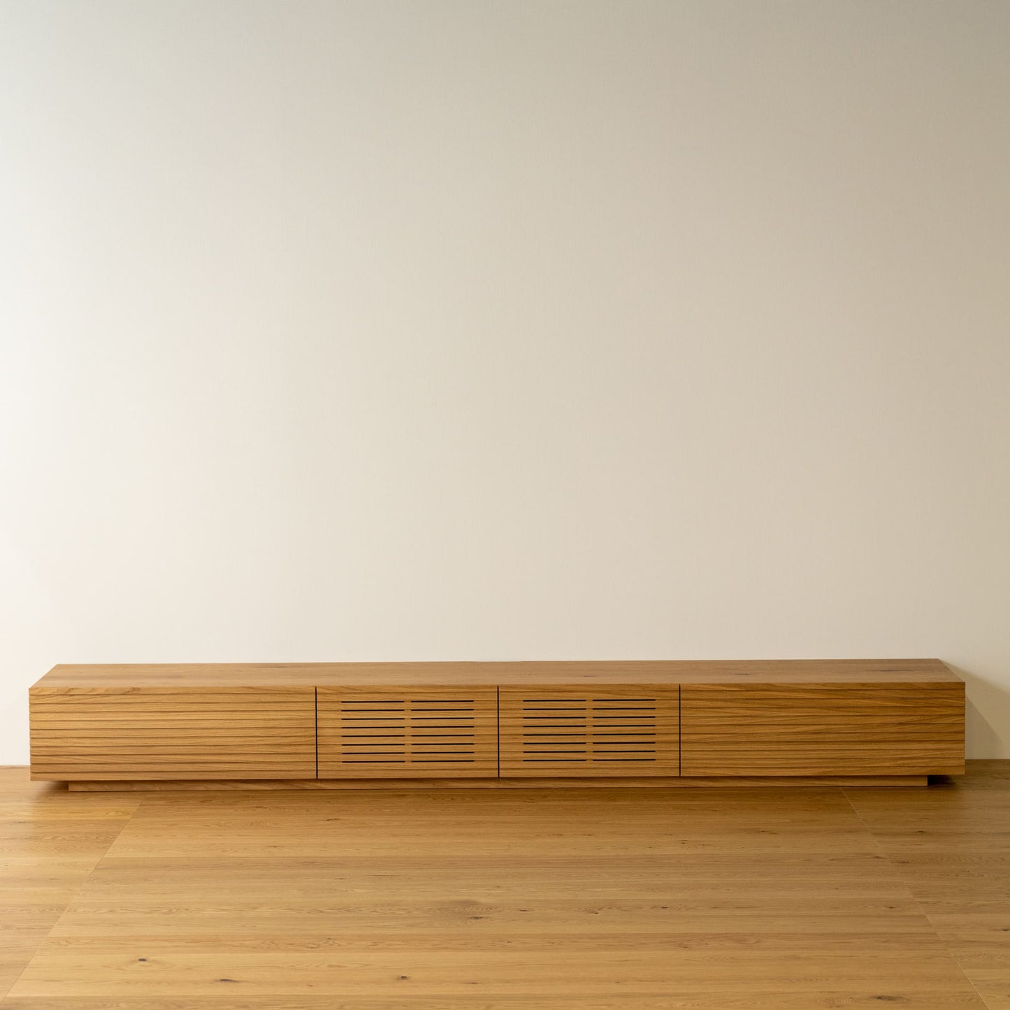 AV Board / Slit